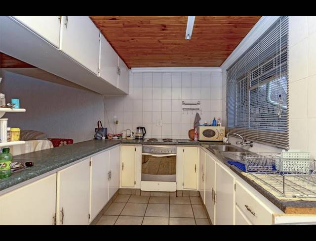 2 BEDROOM SIMPLEX FOR SALE IN EDLEEN